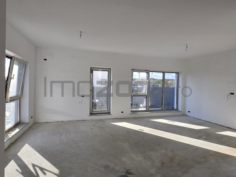 Otopeni, zona Ferme, vila 4 camere, 2 parcari, finisata la alb, comision 0%,