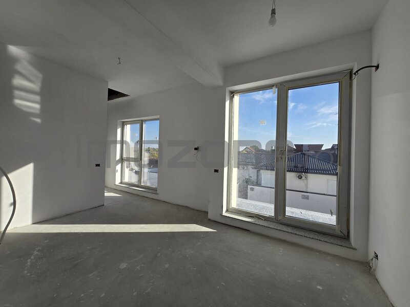 Otopeni, zona Ferme, vila 4 camere, 2 parcari, finisata la alb, comision 0%,