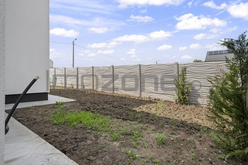 Otopeni - zone Ferme, vila P+1, 4 camere,  3 dormitoare, 3 bai,  COMISION 0%